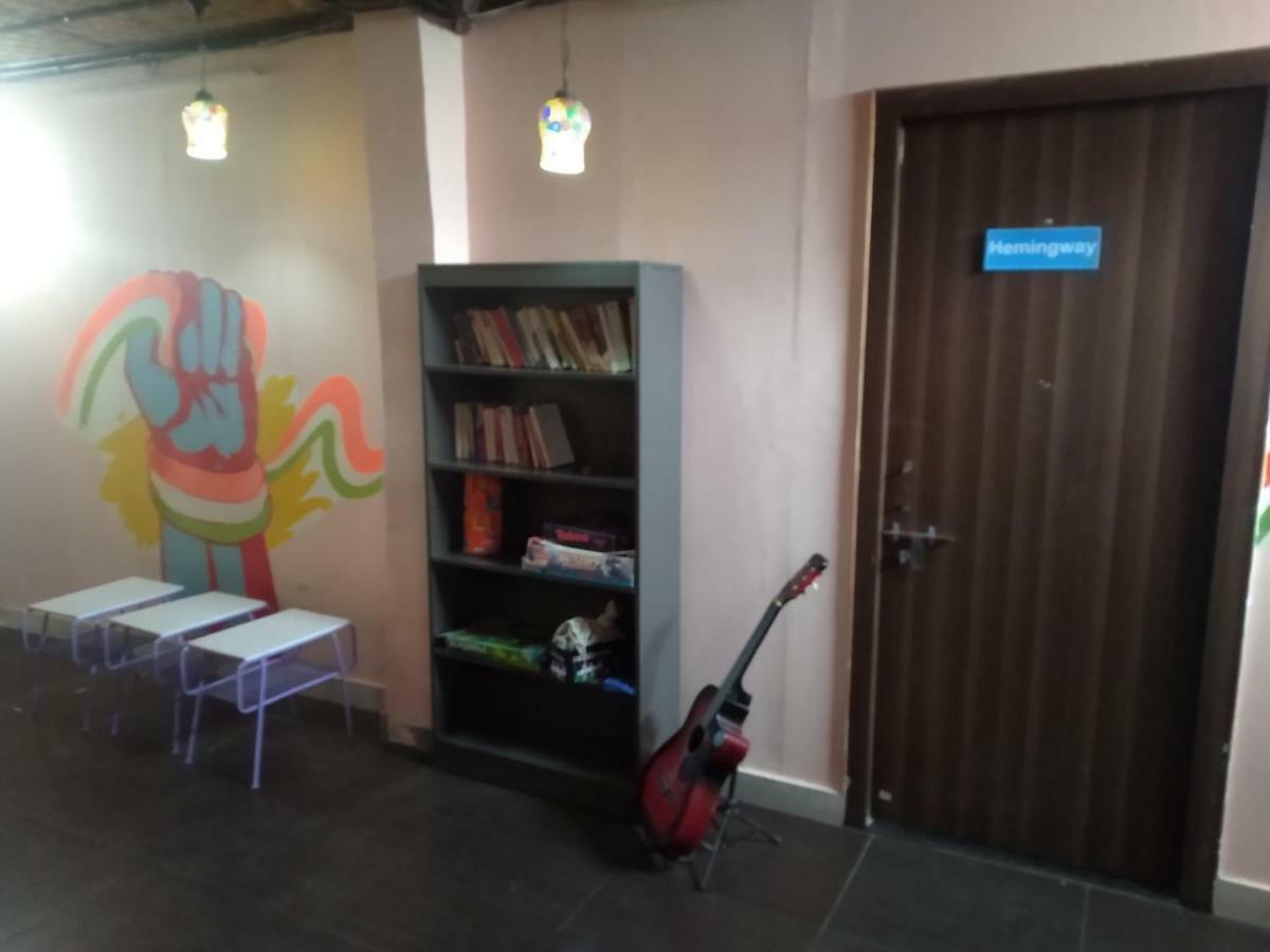 Bunk Hostel Delhi Nova Deli Exterior foto